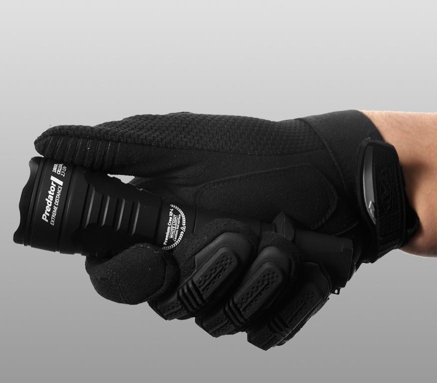 Тактический фонарь Armytek Predator (красный свет)